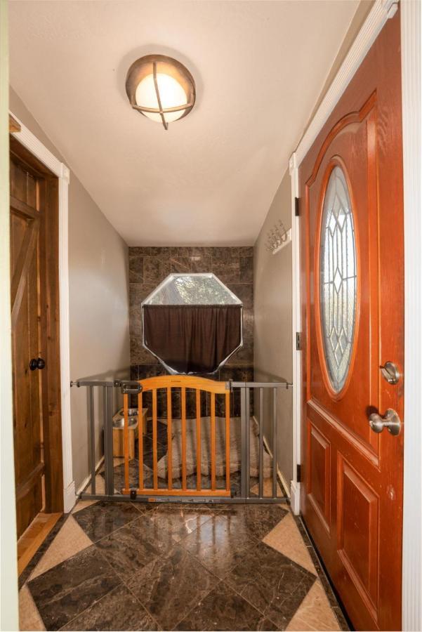 Cedar Ridge Cabin- Spa-pet And Family Friendly *