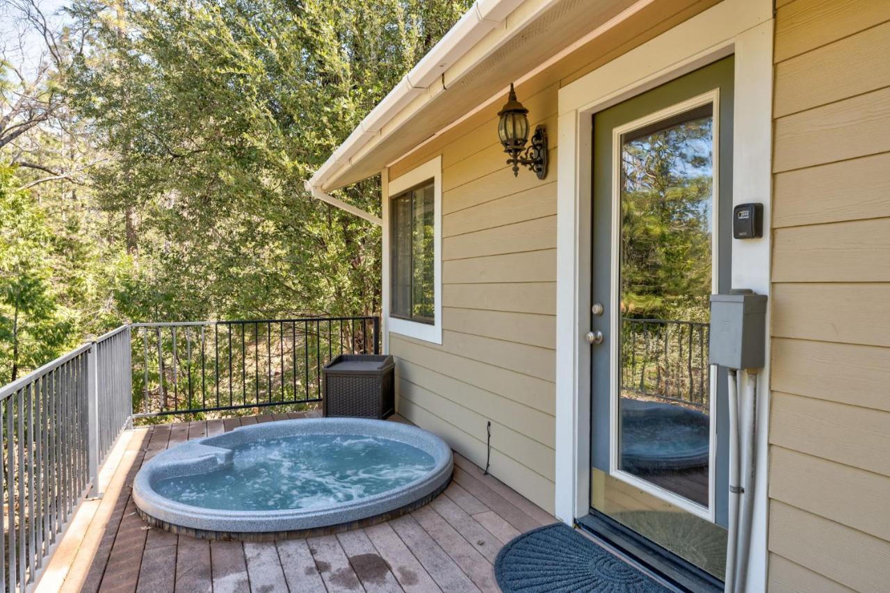 Casa de férias Cedar Ridge Cabin- Spa-pet And Family Friendly *